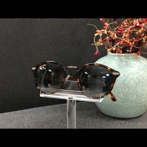 Maui Jim Vintage Sunglasses